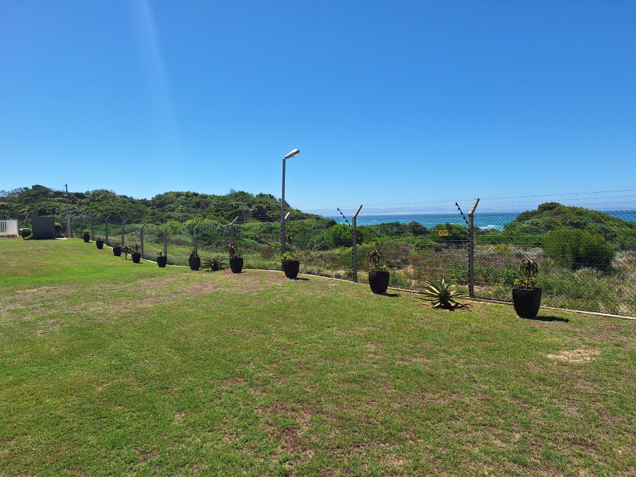 2 Bedroom Property for Sale in Marina Martinique Eastern Cape